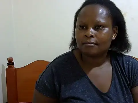 Pretty lilly02 online show from October 17, 2025, 7:55 am