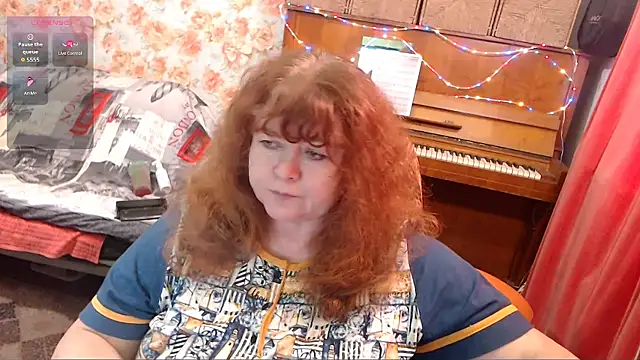 RoseRed69 online show from November 13, 2025, 4:38 am