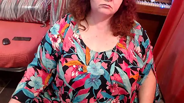 Snapshot of RoseRed69 chatting on April 30, 2026, 3:46 am RoseRed69 online show from April 30, 2026, 3:46 am