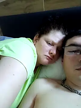 Coupleforever2 online show from January 3, 2025, 8:54 pm