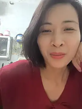 Snapshot of Sweets24 chatting on March 8, 2025, 7:49 am Sweets24 online show from March 8, 2025, 7:49 am