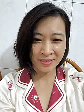 Snapshot of Sweets24 chatting on September 17, 2025, 11:07 pm Sweets24 online show from September 17, 2025, 11:07 pm