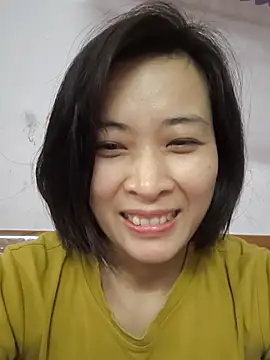 Snapshot of Sweets24 chatting on March 4, 2025, 6:37 am Sweets24 online show from March 4, 2025, 6:37 am