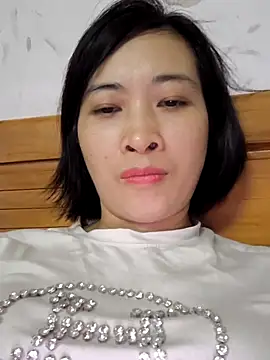 Snapshot of Sweets24 chatting on September 15, 2025, 2:01 am Sweets24 online show from September 15, 2025, 2:01 am