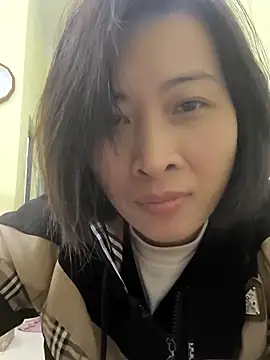 Snapshot of Sweets24 chatting on February 19, 2025, 12:00 pm Sweets24 online show from February 19, 2025, 12:00 pm