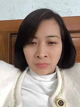 Snapshot of Sweets24 chatting on February 27, 2025, 5:07 am Sweets24 online show from February 27, 2025, 5:07 am