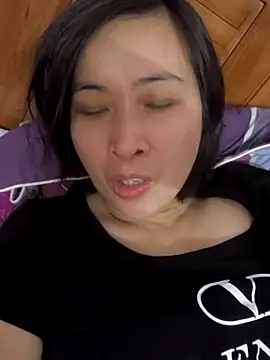 Snapshot of Sweets24 chatting on March 16, 2025, 5:47 am Sweets24 online show from March 16, 2025, 5:47 am