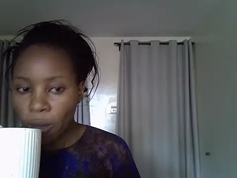 Queen loveer online show from March 27, 2026, 11:44 am