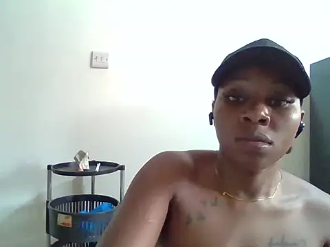 Queen loveer online show from February 23, 2026, 8:04 am