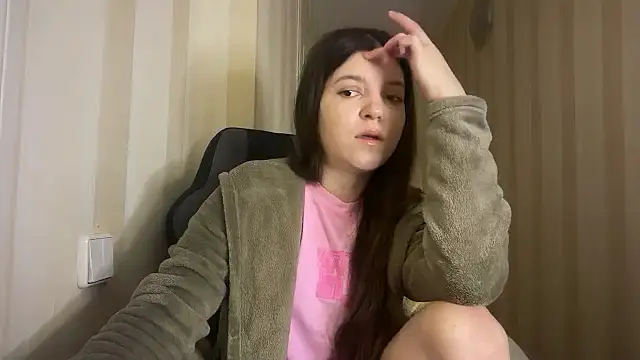 Snapshot of Lina_Most chatting on February 7, 2026, 9:45 pm Lina Most online show from February 7, 2026, 9:45 pm