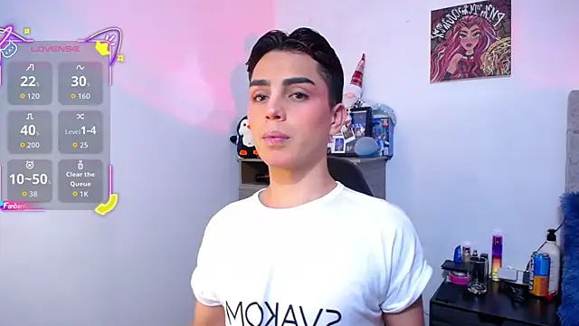 Snapshot of OwenBluee chatting on January 17, 2026, 6:06 am OwenBluee online show from January 17, 2026, 6:06 am