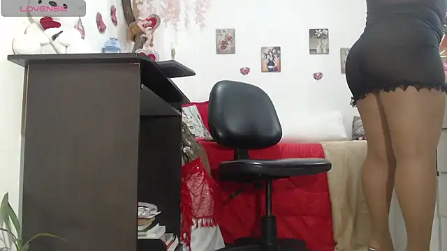 Snapshot of Jadeee_ chatting on February 3, 2026, 7:46 am Jadeee online show from February 3, 2026, 7:46 am