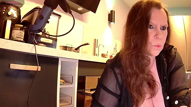 Snapshot of Endrocleia chatting on March 28, 2026, 2:12 am Endrocleia online show from March 28, 2026, 2:12 am