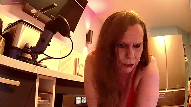 Snapshot of Endrocleia chatting on May 16, 2026, 1:37 am Endrocleia online show from May 16, 2026, 1:37 am