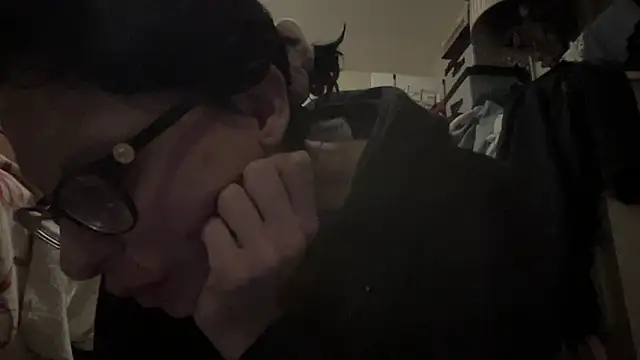 myloveforyouu online show from February 24, 2026, 5:19 am