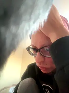 Snapshot of myloveforyouu chatting on December 19, 2025, 1:35 pm myloveforyouu online show from December 19, 2025, 1:35 pm