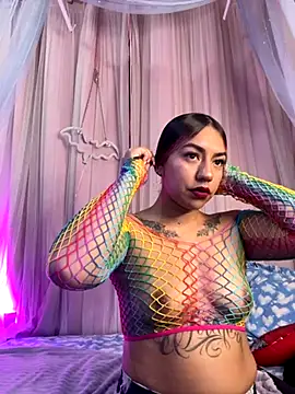 Ivann4 online show from October 15, 2025, 8:50 pm