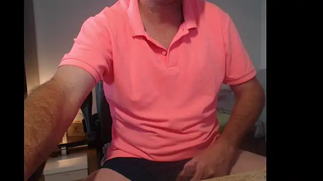 tuttiluss44 online show from October 25, 2025, 6:34 am