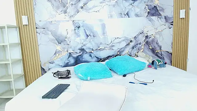 Luluu 08 online show from March 12, 2026, 4:55 pm