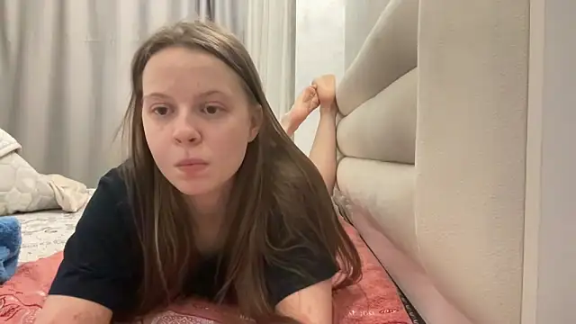 Snapshot of wrenlie chatting on February 27, 2026, 8:08 pm wrenlie online show from February 27, 2026, 8:08 pm