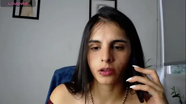 Snapshot of alma_violeta chatting on March 8, 2025, 9:29 pm alma violeta online show from March 8, 2025, 9:29 pm