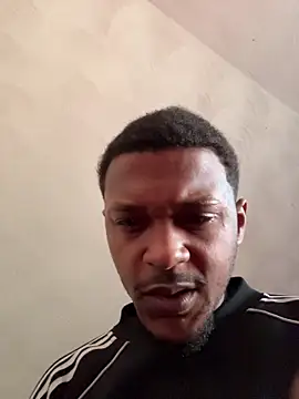 Snapshot of rayyymack chatting on March 25, 2026, 11:53 am rayyymack online show from March 25, 2026, 11:53 am