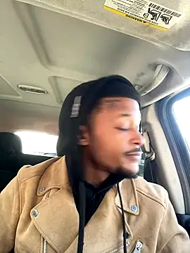 Snapshot of rayyymack chatting on December 5, 2025, 6:39 pm rayyymack online show from December 5, 2025, 6:39 pm