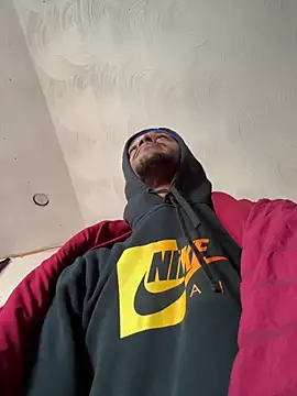 Snapshot of rayyymack chatting on March 3, 2026, 12:56 pm rayyymack online show from March 3, 2026, 12:56 pm