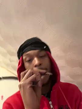 Snapshot of rayyymack chatting on March 23, 2026, 1:22 pm rayyymack online show from March 23, 2026, 1:22 pm