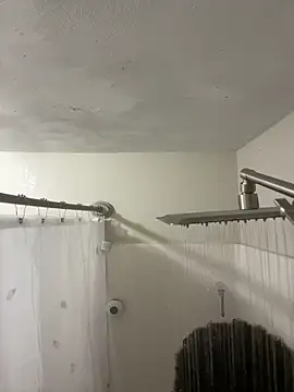 Snapshot of rayyymack chatting on March 17, 2026, 1:03 pm rayyymack online show from March 17, 2026, 1:03 pm