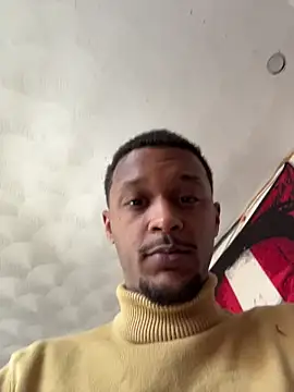 Snapshot of rayyymack chatting on March 20, 2026, 3:24 pm rayyymack online show from March 20, 2026, 3:24 pm