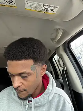 Snapshot of rayyymack chatting on March 12, 2026, 4:55 pm rayyymack online show from March 12, 2026, 4:55 pm