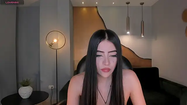 ValeriaRiveraX online show from March 9, 2025, 7:23 am