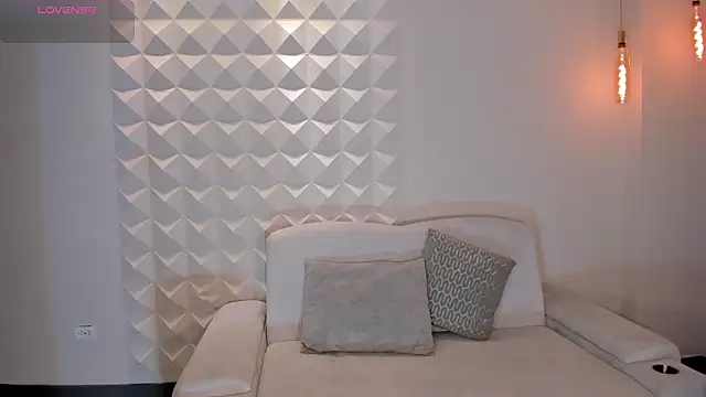 MariaHerrera  online show from March 8, 2026, 2:04 am