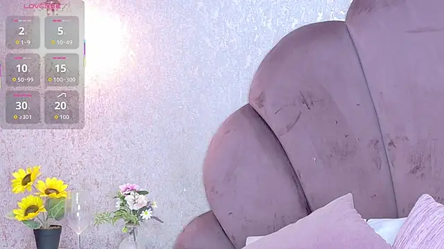 Snapshot of Salome_Diaz_ chatting on November 7, 2025, 4:28 am Salome Diaz online show from November 7, 2025, 4:28 am