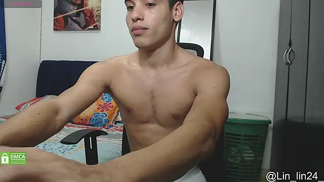 Snapshot of Babylin77 chatting on December 5, 2024, 11:34 pm Babylin77 online show from December 5, 2024, 11:34 pm