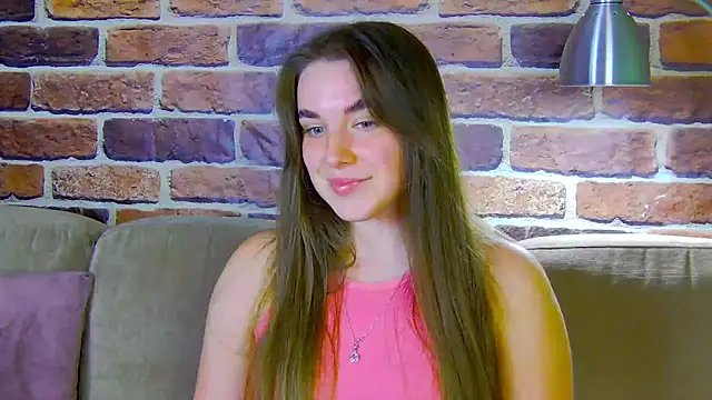 Sofia Hugs online show from June 6, 2026, 6:46 pm
