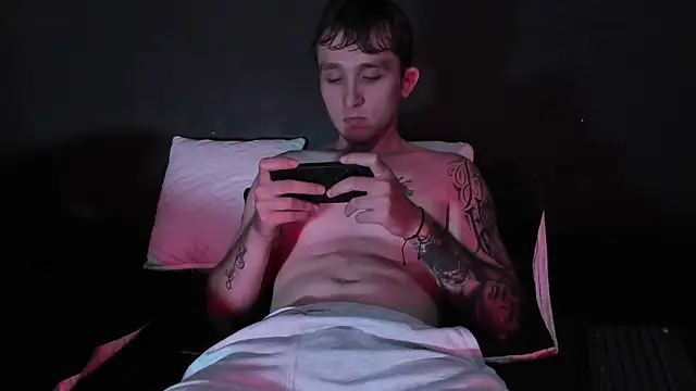 Snapshot of Dylanwhite23_ chatting on November 26, 2025, 9:15 pm Dylanwhite23 online show from November 26, 2025, 9:15 pm