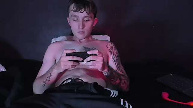 Snapshot of Dylanwhite23_ chatting on November 23, 2025, 8:52 pm Dylanwhite23 online show from November 23, 2025, 8:52 pm