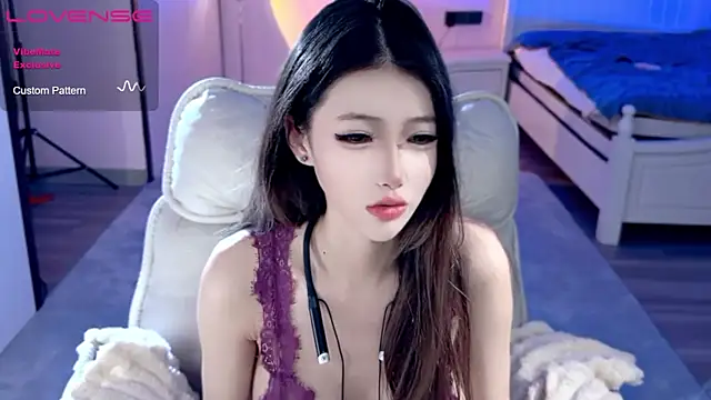 JoooJo  online show from July 10, 2026, 11:49 pm