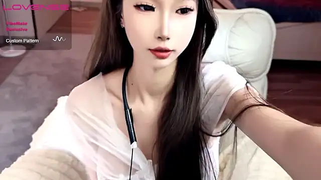 JoooJo  online show from October 30, 2025, 2:58 pm