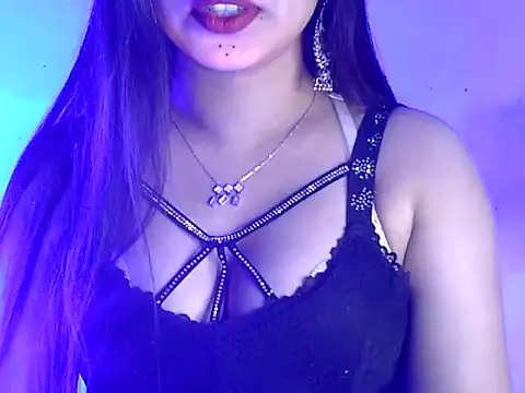 Snapshot of akshara_thakur9 chatting on December 28, 2024, 8:36 pm akshara thakur9 online show from December 28, 2024, 8:36 pm