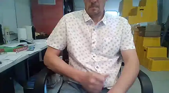 Raimundo1971 online show from December 18, 2024, 1:02 pm