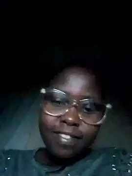 Snapshot of Sweetcecie01 chatting on February 15, 2025, 9:49 pm Sweetcecie01 online show from February 15, 2025, 9:49 pm