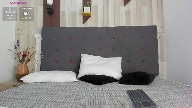 Anastasiapriest online show from September 18, 2025, 11:46 am