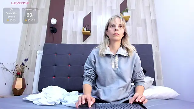 Anastasiapriest online show from March 24, 2026, 11:43 am