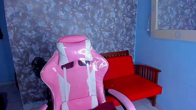 AngelaCoffee online show from January 7, 2026, 2:27 am