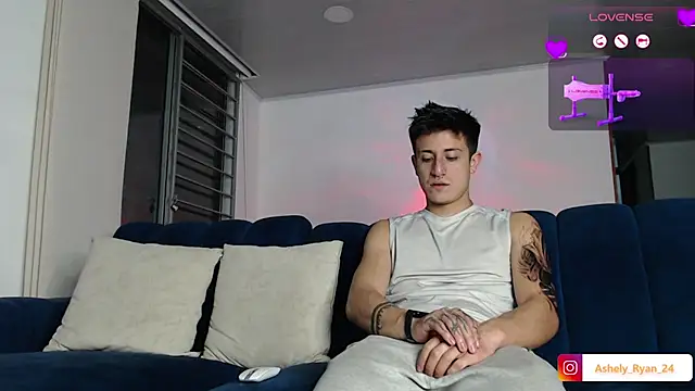 ashely ryan24 online show from September 12, 2025, 12:33 am