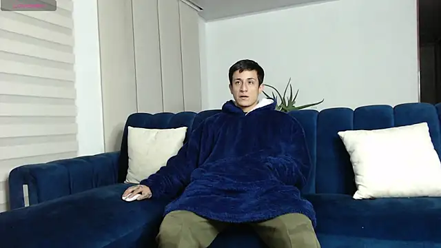 ashely ryan24 online show from February 3, 2025, 12:36 am