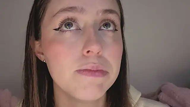 SofiaGc online show from November 4, 2025, 3:54 am